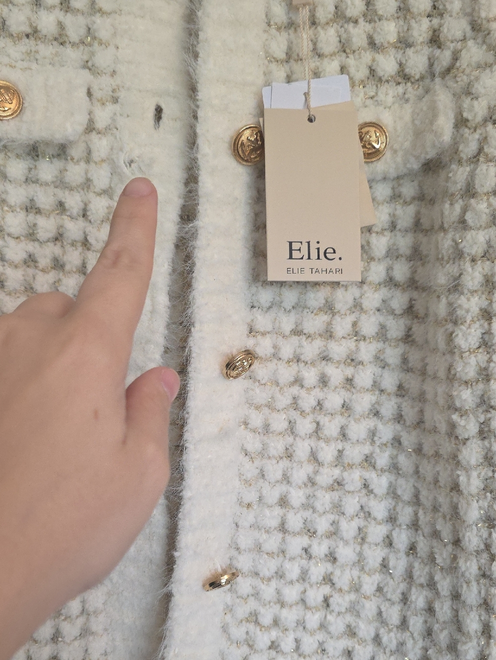 Elie Tahari Cream Bouclé Cardigan with Gold Buttons - Picture 4 of 7